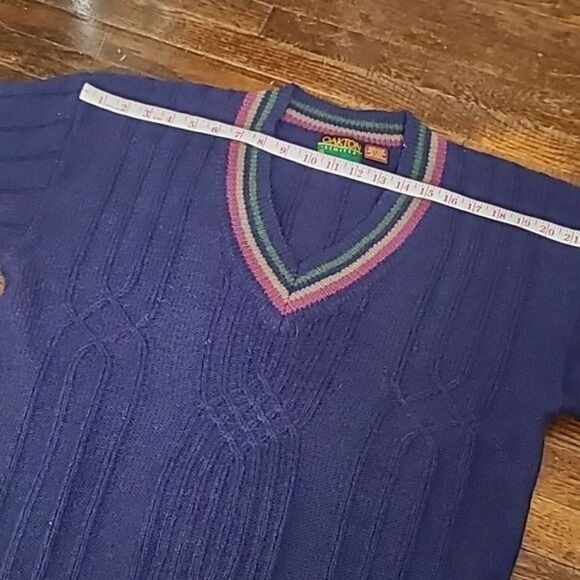 Vintage Navy Blue V-neck Unisex Shetland Wool Sweater - Picture 9 of 14